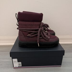 Tommy Hilfiger Burgundy Winter Boots